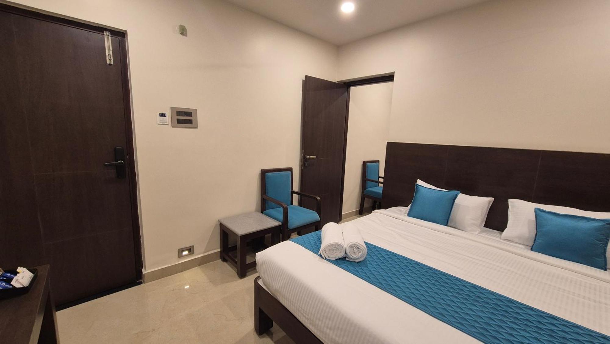 Hotel Janas Tirupati Dış mekan fotoğraf
