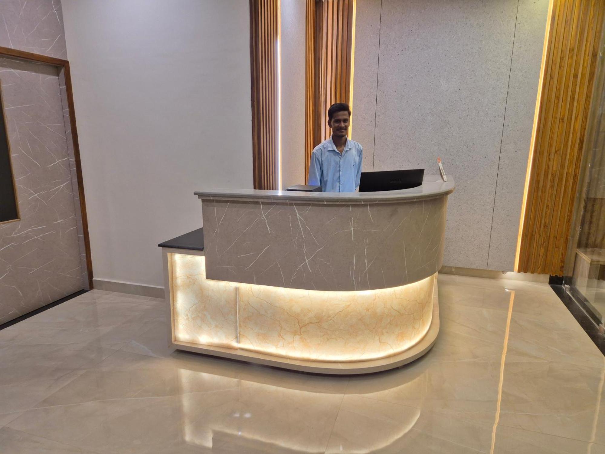 Hotel Janas Tirupati Dış mekan fotoğraf