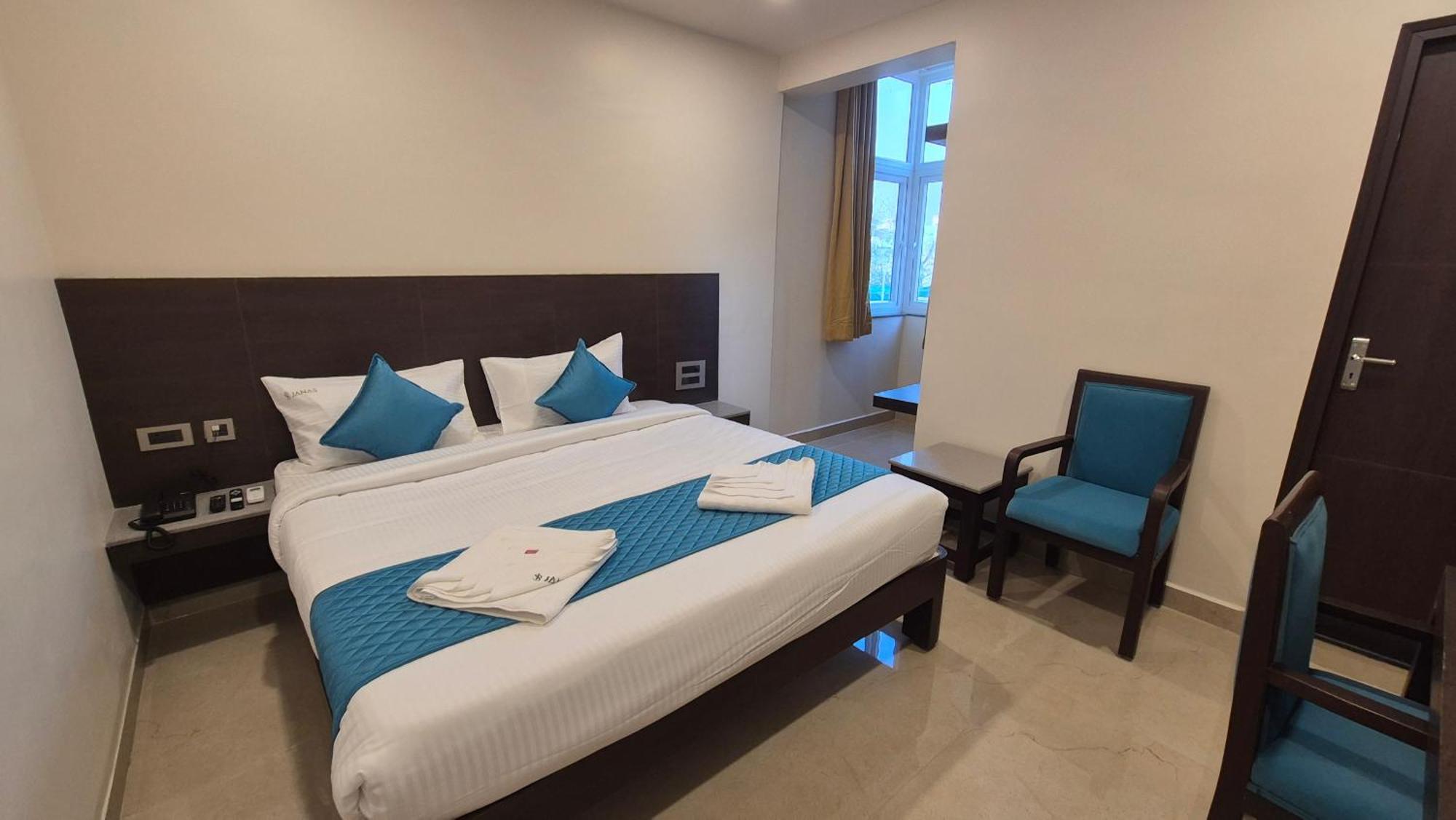 Hotel Janas Tirupati Dış mekan fotoğraf