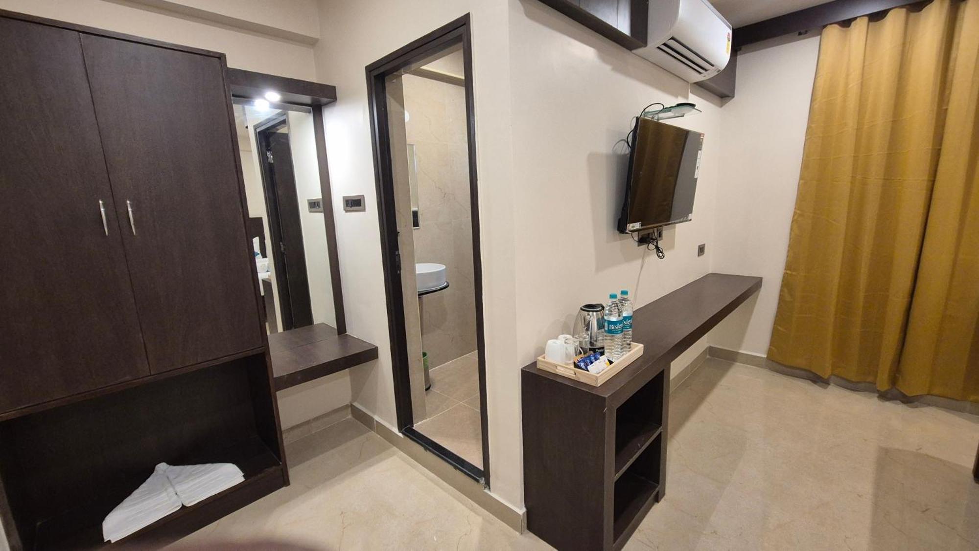 Hotel Janas Tirupati Dış mekan fotoğraf