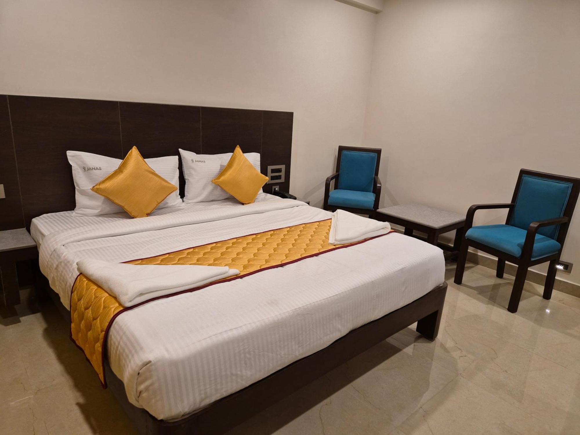 Hotel Janas Tirupati Dış mekan fotoğraf